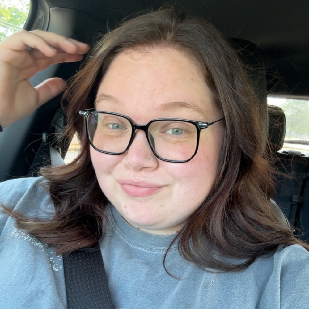 Meet your Posher, Alli